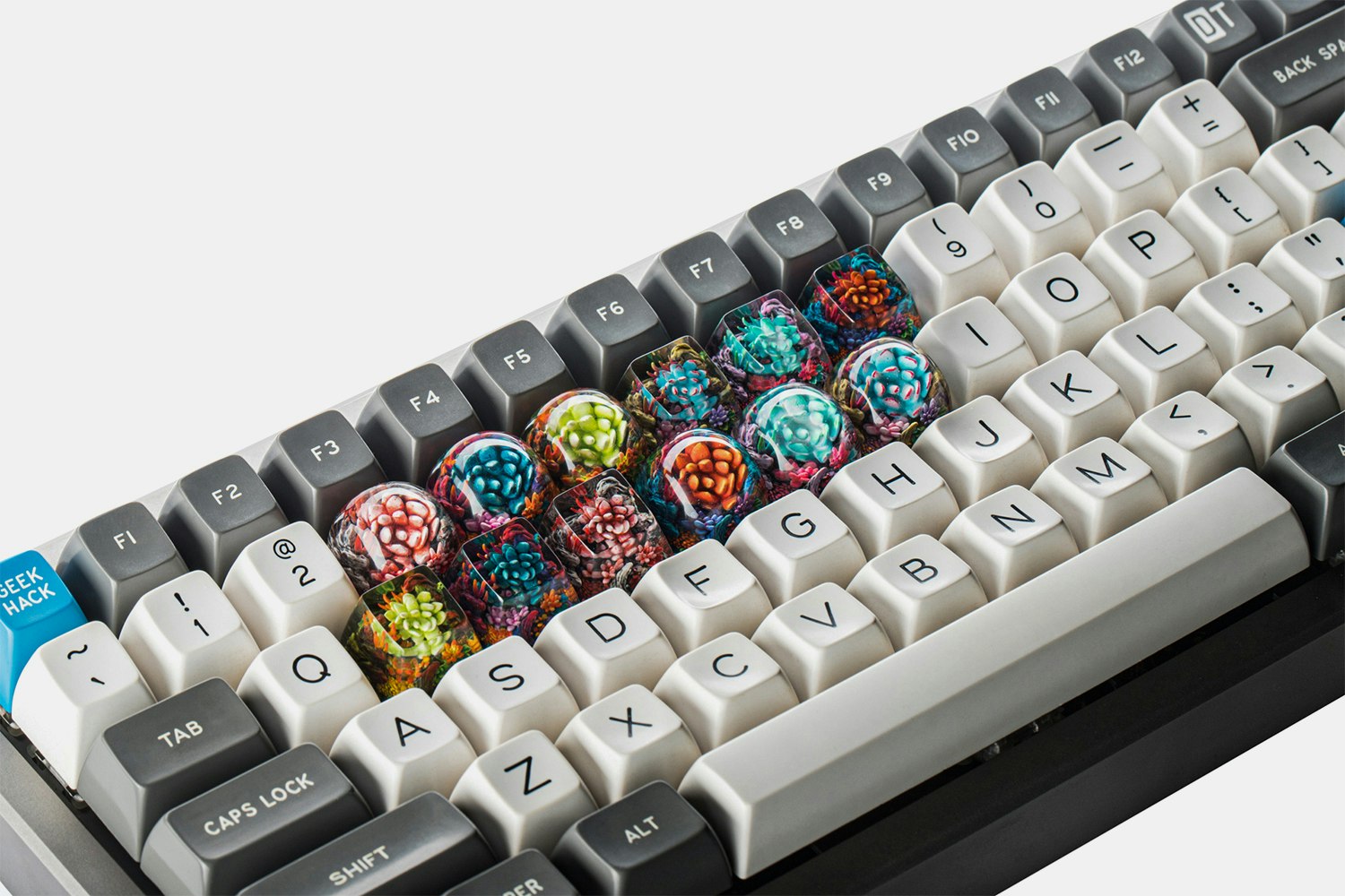Dwarf Factory Gaea's Crown Artisan Keycap Mechanical Keyboards Keycaps Artisan Keycaps Drop